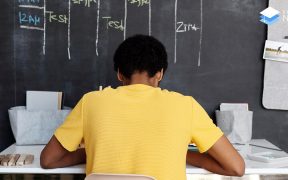 sa studiez ceea ce imi place sau nu